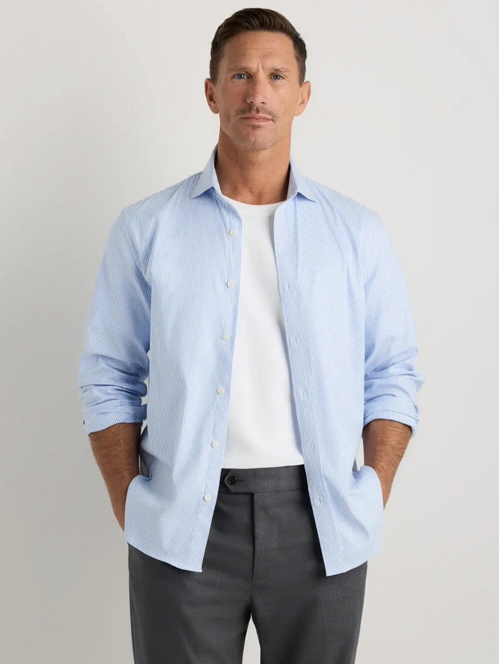NWT Quince Men's Comfortflex Performance Dress Shirt – Blue Stripe (Size L)